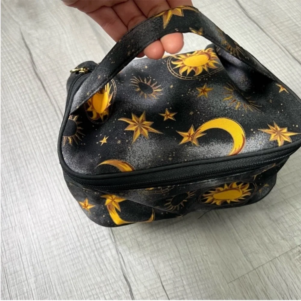 VTG OSCAR DE LA RENTA CELESTIAL SUN MOON STARS SOLAR TRAVEL COSMETIC MAKEUP CASE